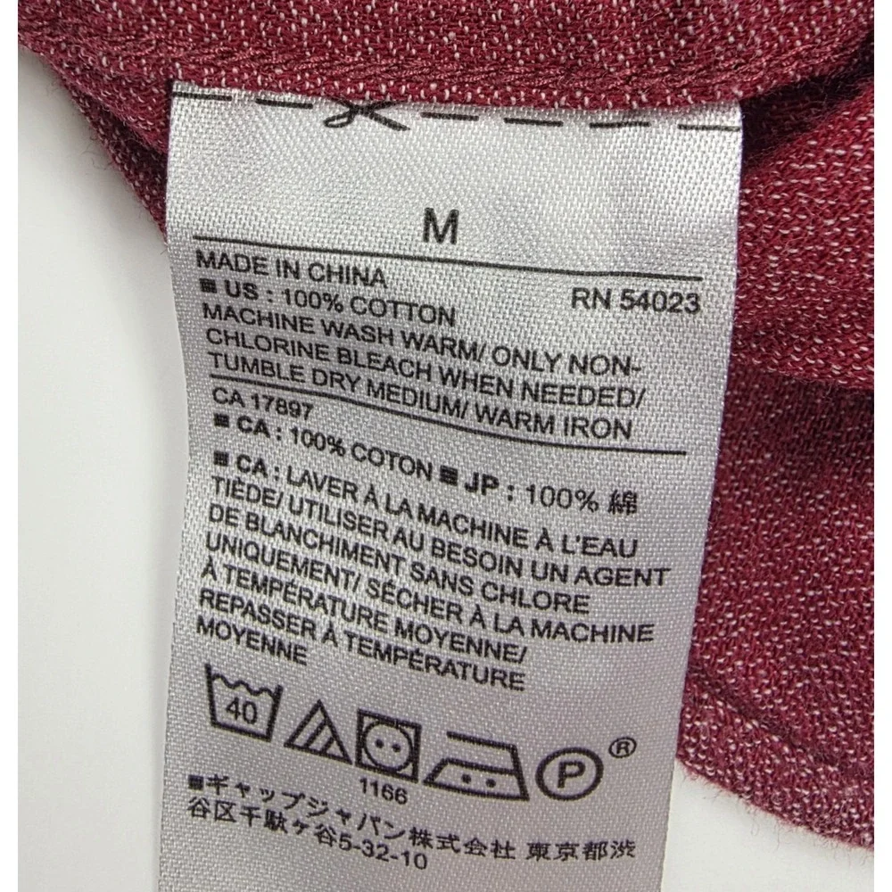 Banana Republic Standard Fit Red Chest Pocket Button Up S/S Shirt Men's Size M‎
